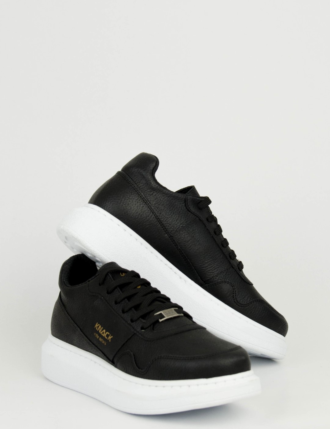 Ανδρικά ασπρόμαυρα Sneakers με κορδόνια 0382020 φωτογραφία